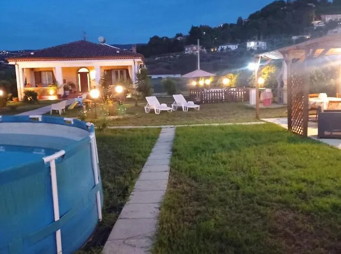 Le Rose Bed & Breakfast 4*